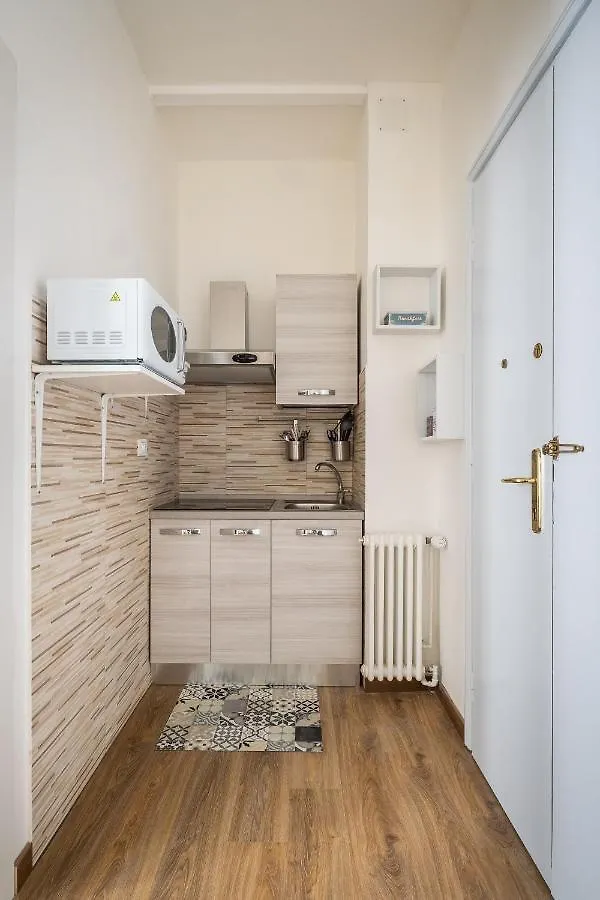 Studio 24 - Holiday & Business Apartment Bologna